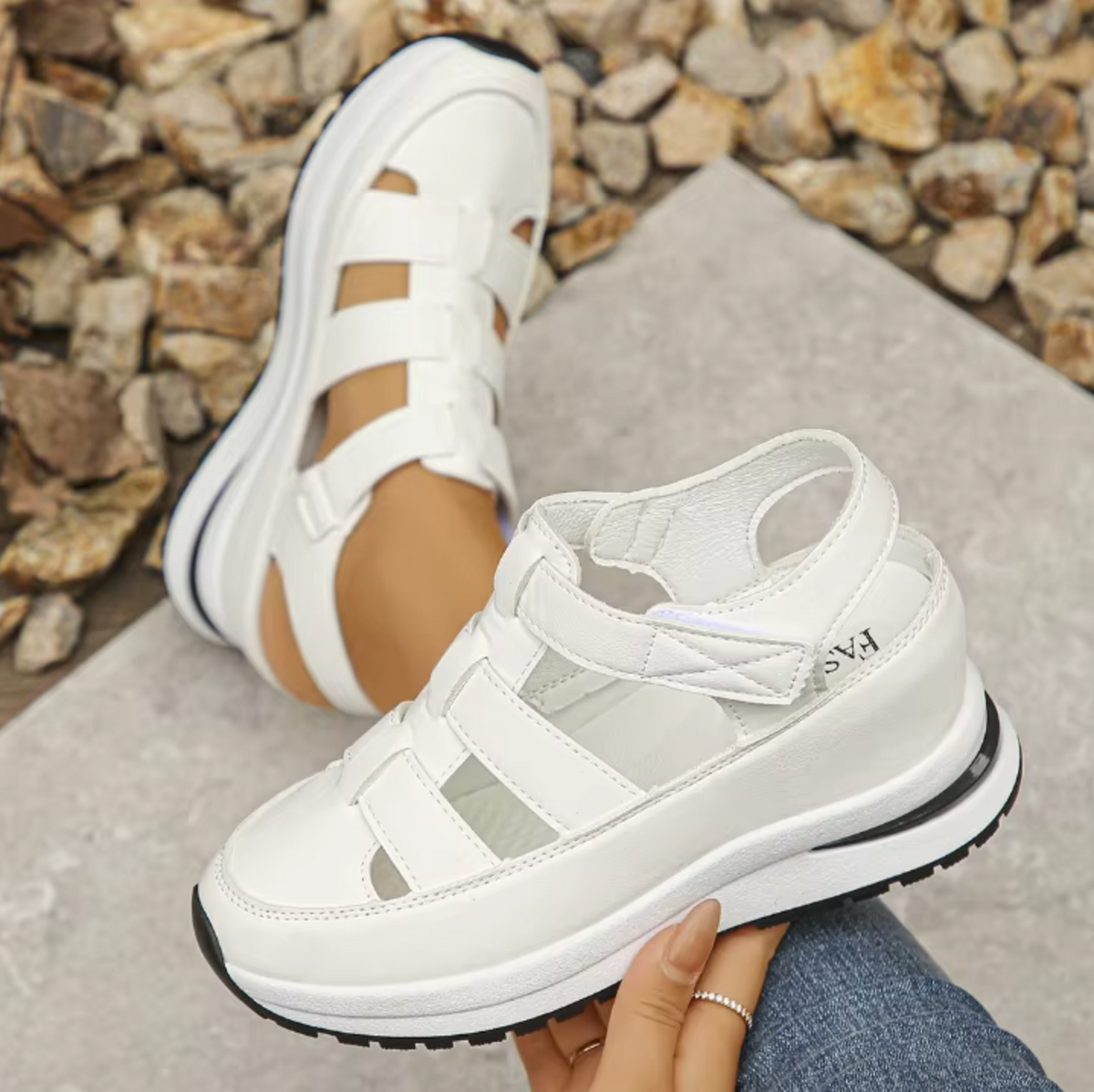 Free Delivery – BQODQO® Women's Soft Adjustable Comfort Sandals with Hook & Loop Closure – Perfect Fit for Wide & Narrow Feet
